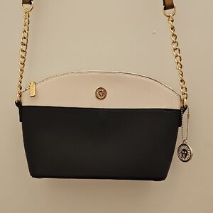 Elegant Black and Cream Shoulder Bag